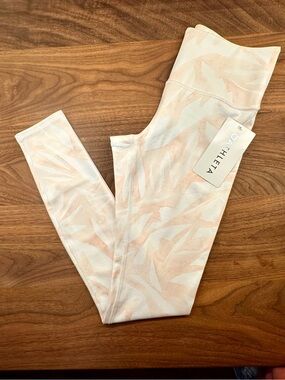 Athleta Rainforest Chaturanga 7/8 Tight